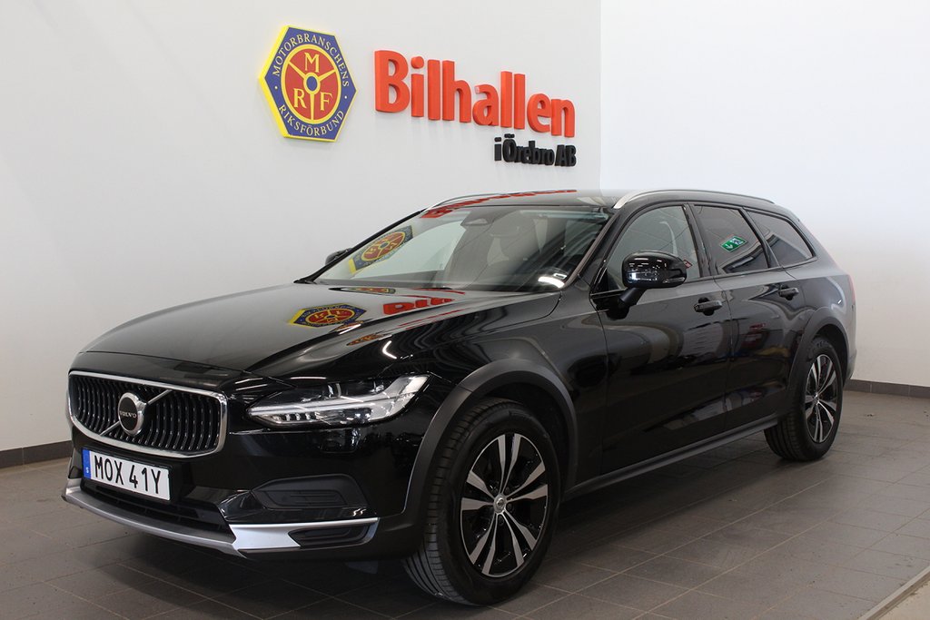 Volvo V90 Cross Country B4 AWD Momentum Google Drag Kam BLIS