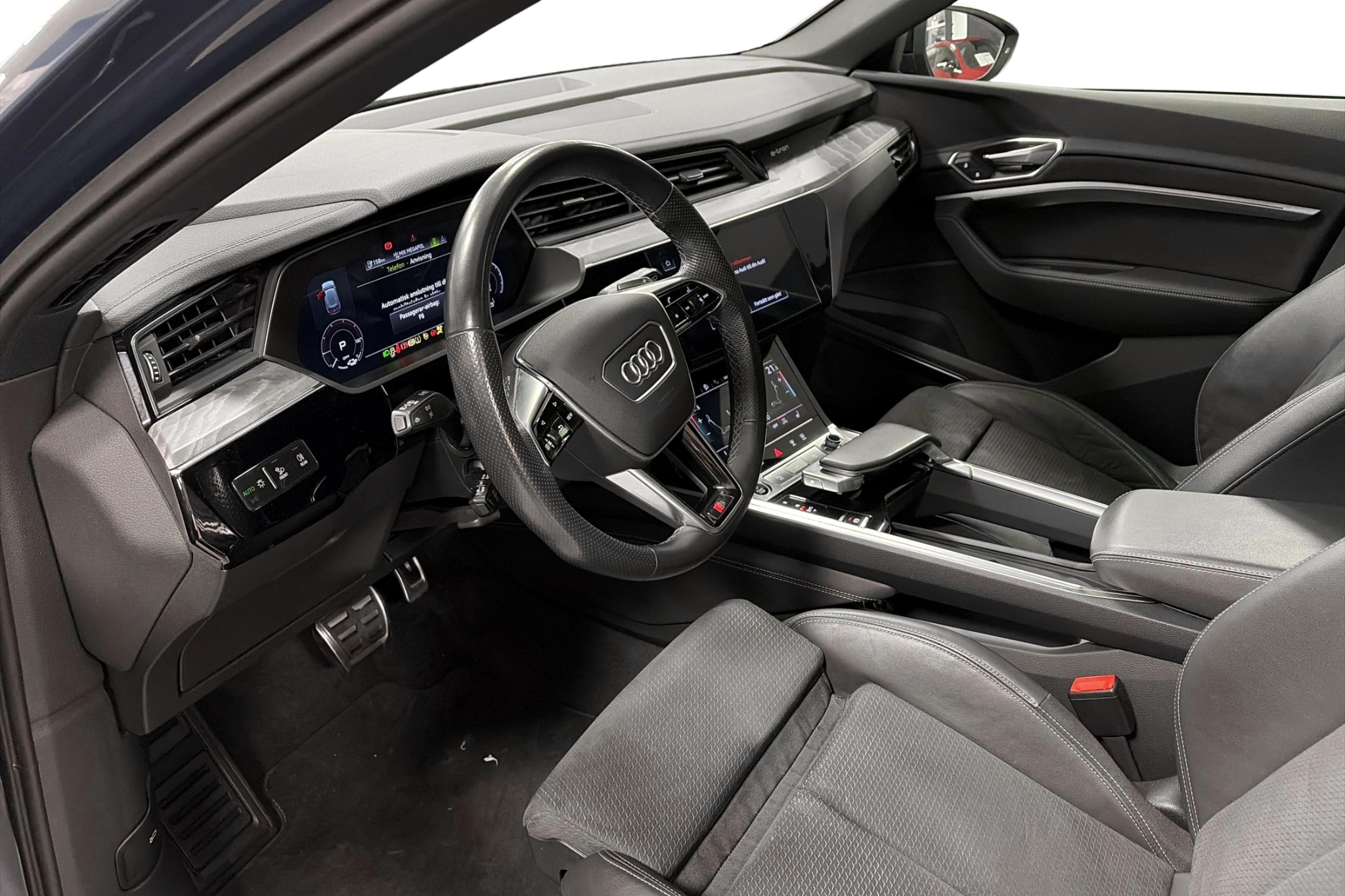 Audi Q8 e-tron 2024, bild 6/47