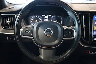 SUV Volvo XC60 15 av 27