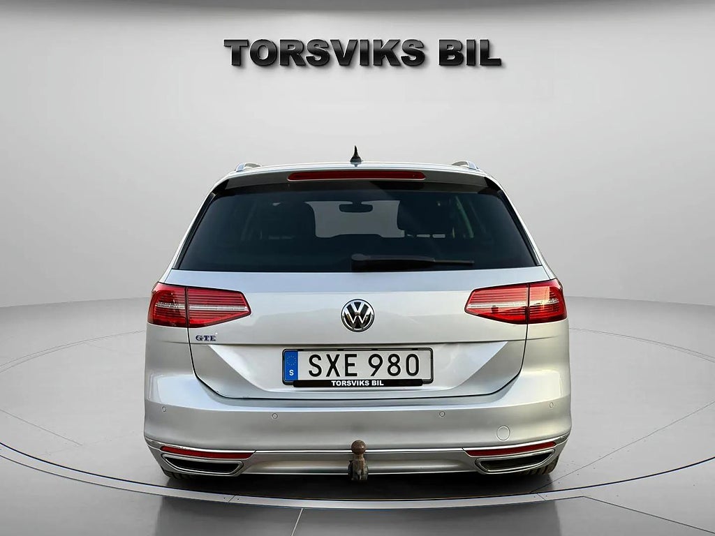 Volkswagen Passat Variant GTE 1.4 TSI ACT Nybesiktigad Kamrem bytt - miniatyr 5