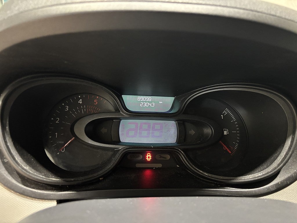 Renault trafic Skåpbil 2.7t 1.6 dCi Drag 1 ägare