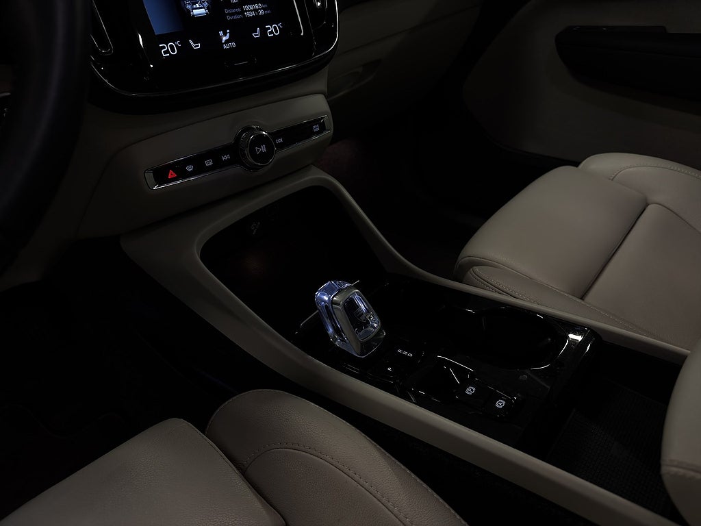 Volvo XC40 Recharge T5, 1 brukare, Inscription, Kamera, Navi