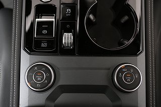 SUV Volkswagen Touareg 25 av 30