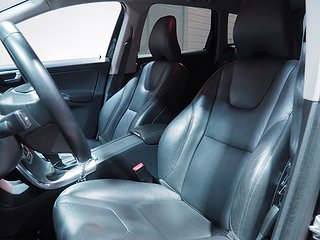 SUV Volvo XC60 14 av 23