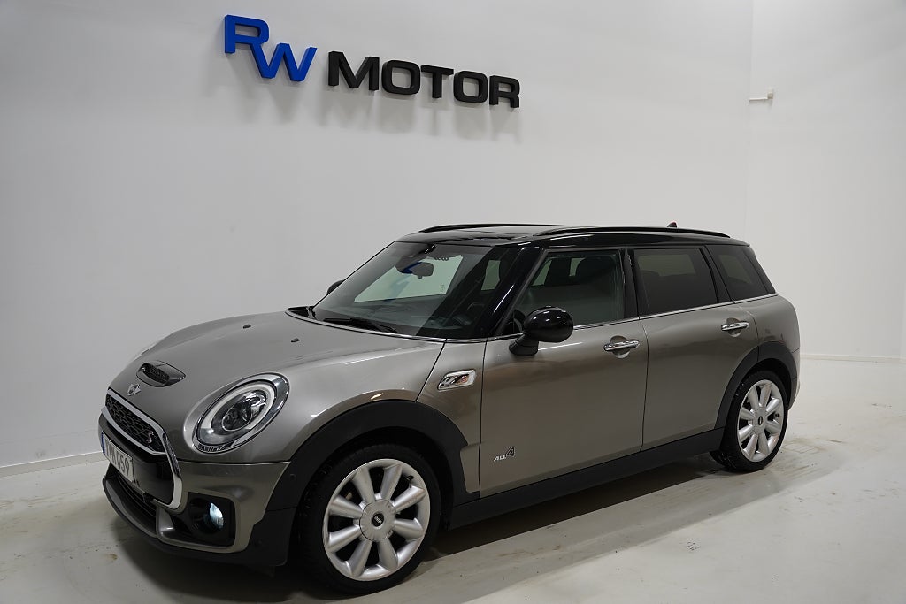 MINI Clubman Cooper S ALL4 192hk JCW Pano H/K HUD Navi Drag B-Kamera