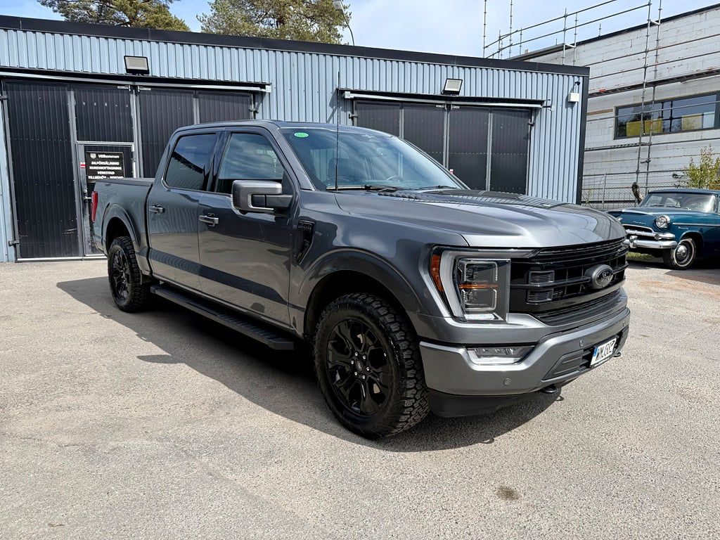 Ford F-150 SuperCrew Lariat Black  5.0 V8  4x4
