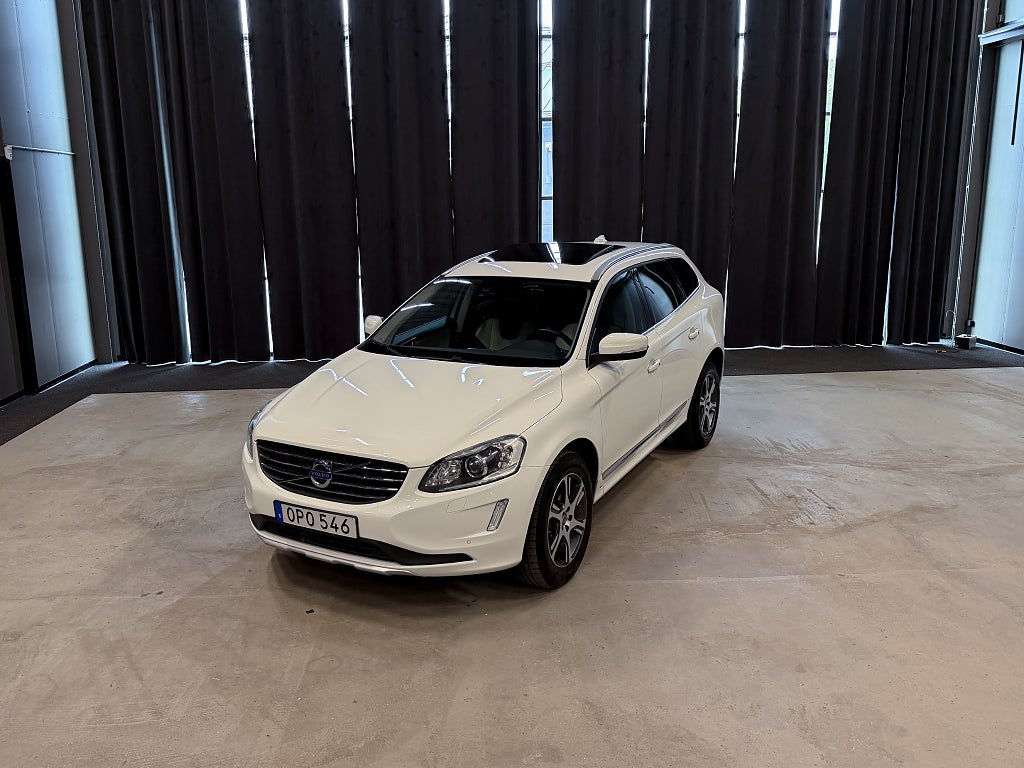 Volvo XC60 D4 Summum|Panoaram|Kamera|Dragkrok|Keyless