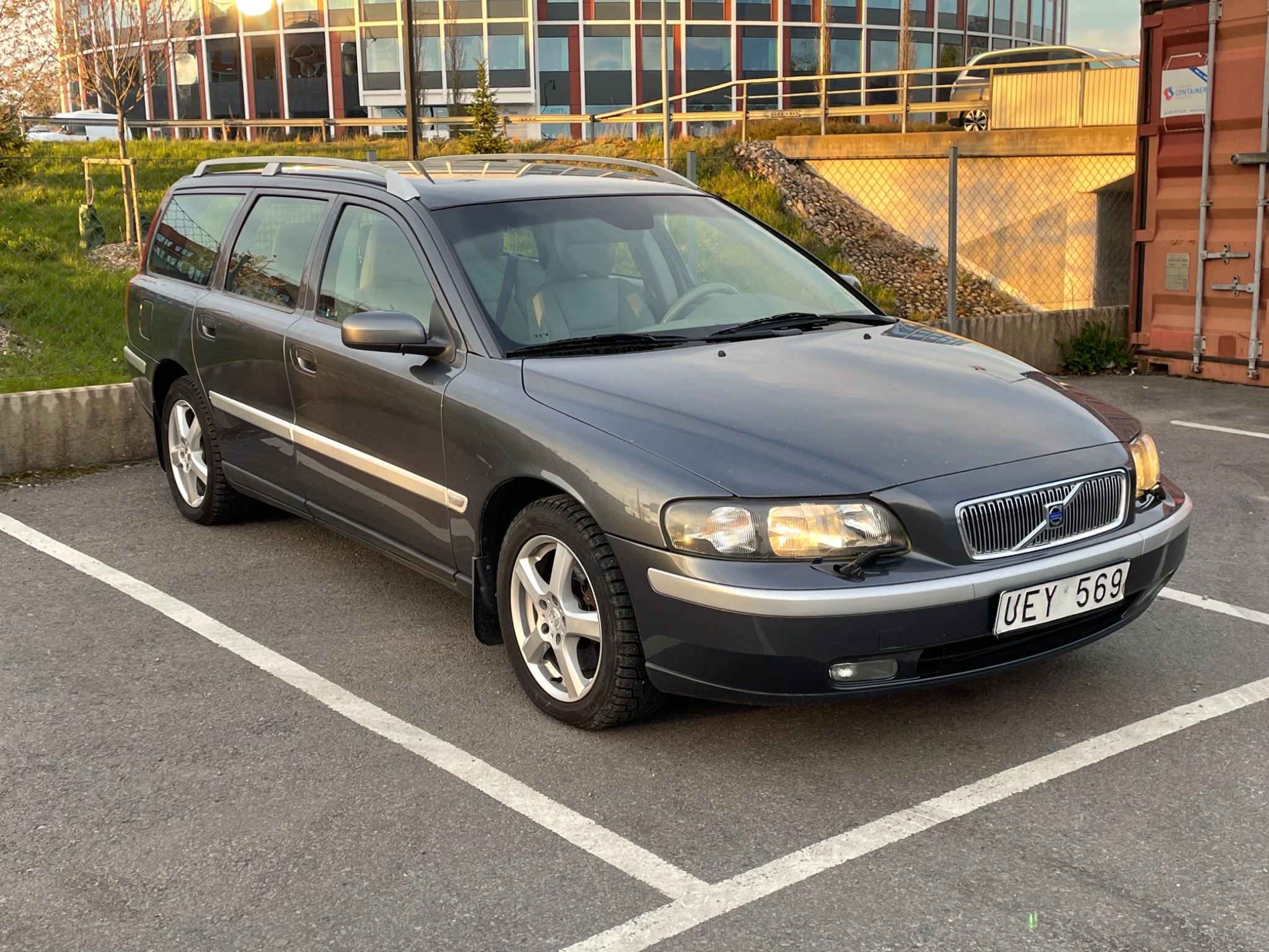 Volvo V70 2004, photo 3/46
