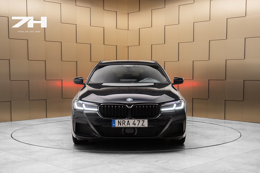 BMW 530e xDrive Touring M sport / H/K / Drag / Laser / Farthåll.