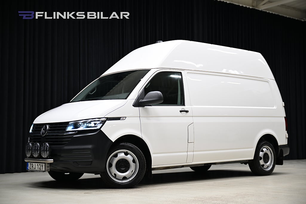Volkswagen Transporter 4Motion 150HK L2 Högtak|LED|Extraljus|Drag|Värmare|Moms