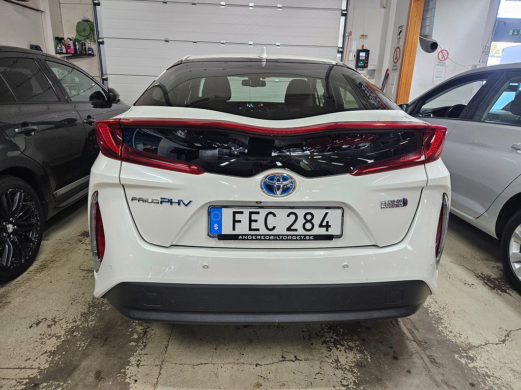 Toyota Prius Plug-in Hybrid 1.8 VVT-i Plug-in CVT, 123hk, 2019
