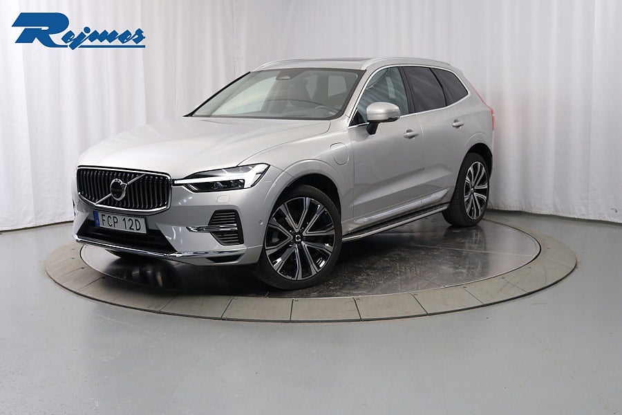Volvo XC60 T6 Ultra Bright/H&K/Luft Chassi/Drag/21"/Se Spec
