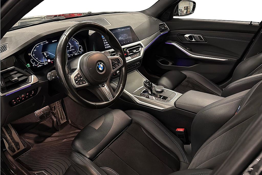 BMW 330 e Touring M-Sport, Rattvärme, HiFi, Drag