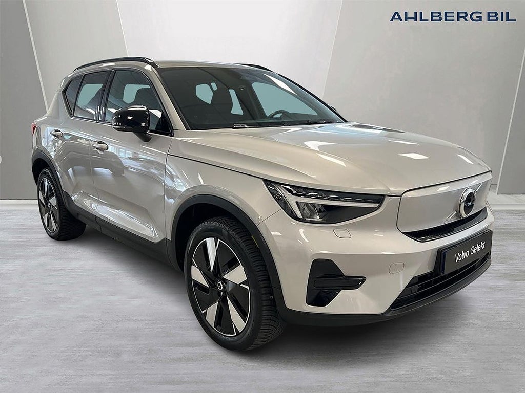 Volvo XC40 Recharge Single Motor Extended Range Core SE Dragkrok Halvautoma