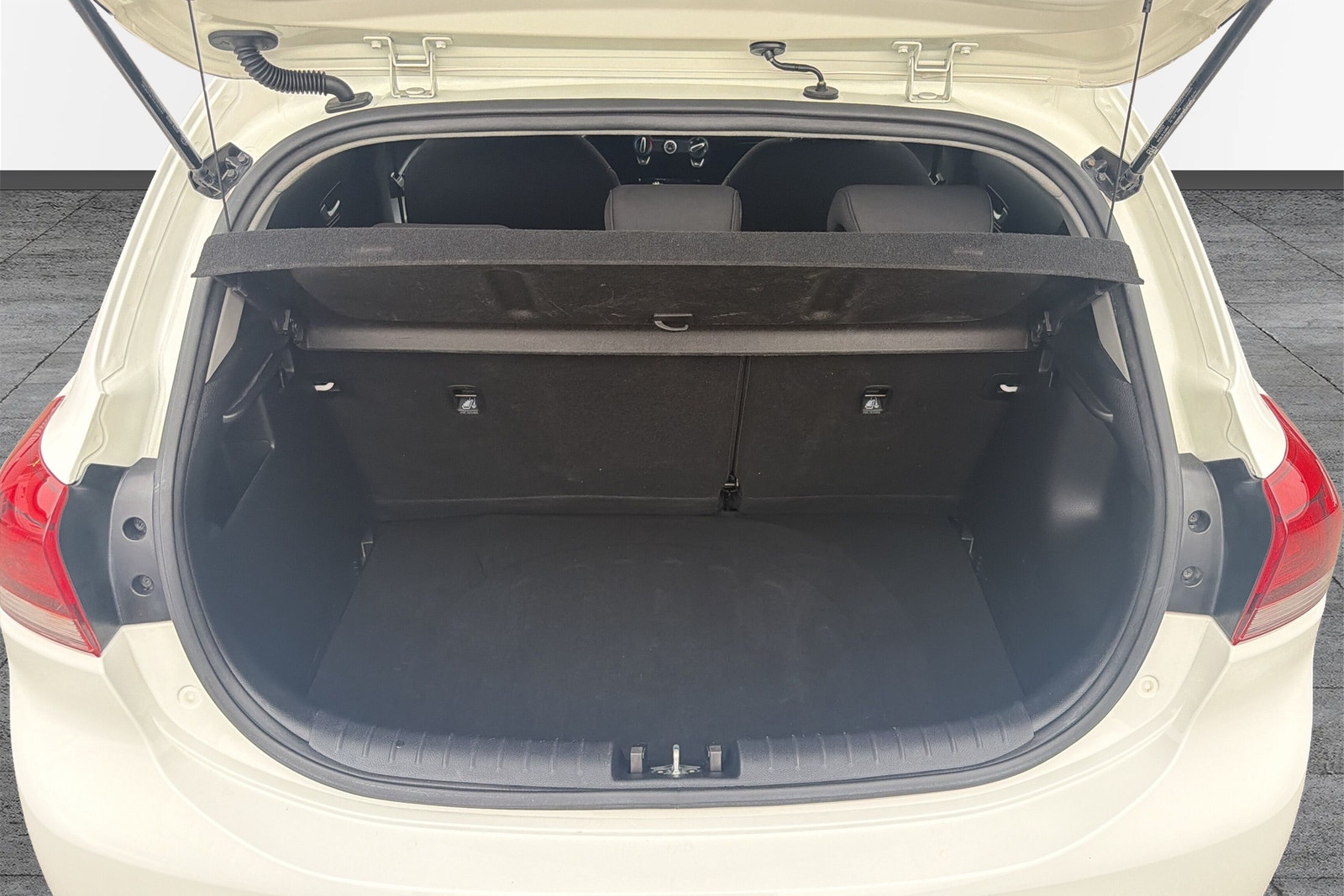 Kia Rio 1.2 CVVT GLS CarPlay Navi B-kamera 2017 - miniatyr 15