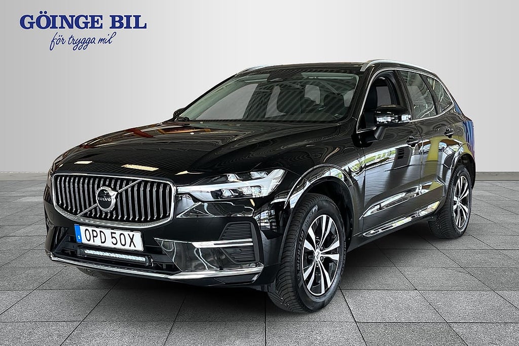 Volvo XC60 Recharge T6 Core Edition Drag/ Navi/ Kamera/ P...