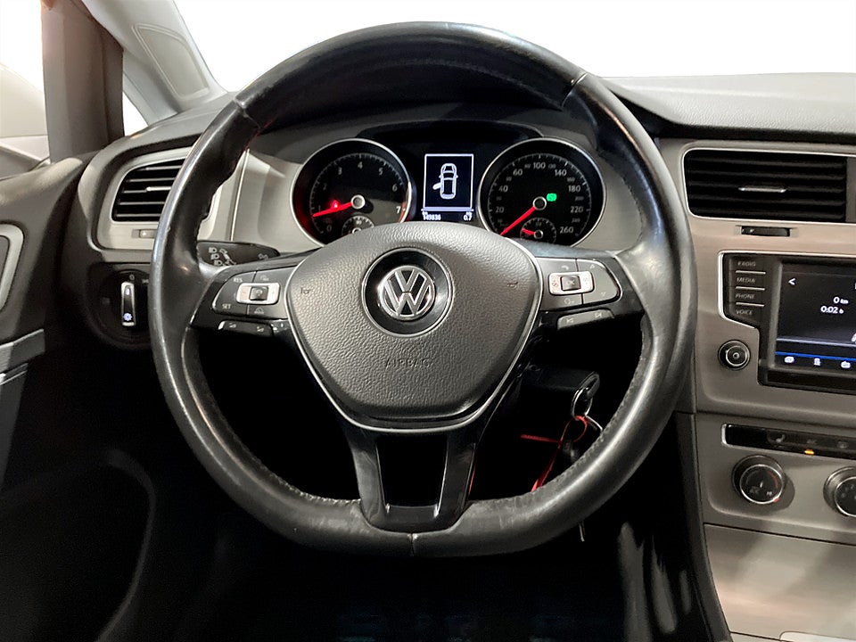 Bild på Volkswagen Golf 5D Base 1.2 TSI 110hk Aut KAMPANJRÄNTA 3,99%