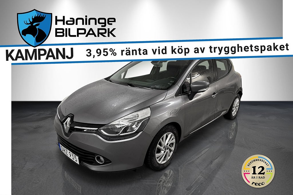 Renault Clio 0.9 TCe SUPERDEAL 3.95% / KEYLESS / BT / 
