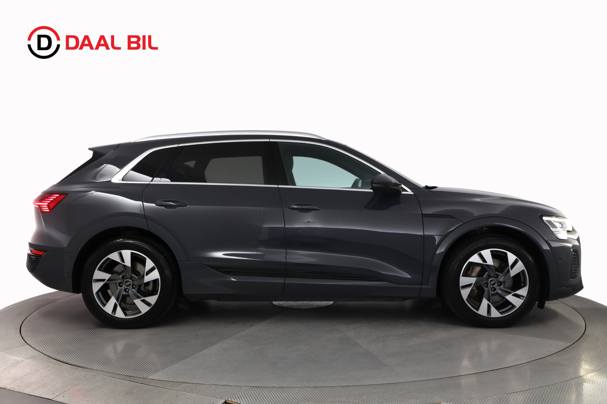 Audi Q8 e-tron 2024, bild 5/10