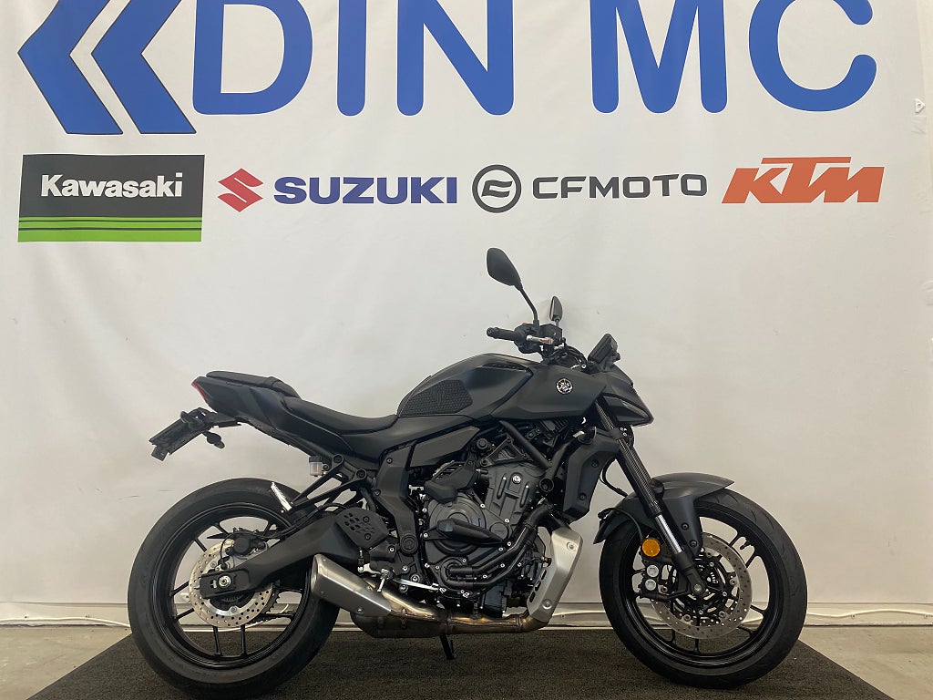 Yamaha MT-07 Y-AMT "endast 34 mil - nyskick"