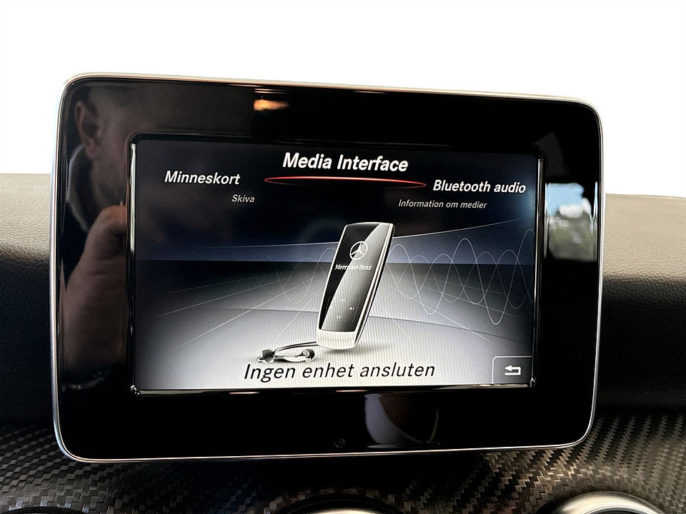Bild på Mercedes-Benz A180 AMG Line 122hk Aut SPORTSTOLAR BLUETOOTH