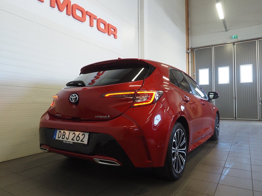 Toyota Corolla 2.0 Hybrid e-CVT 184hk Style | Backkamera | 2019