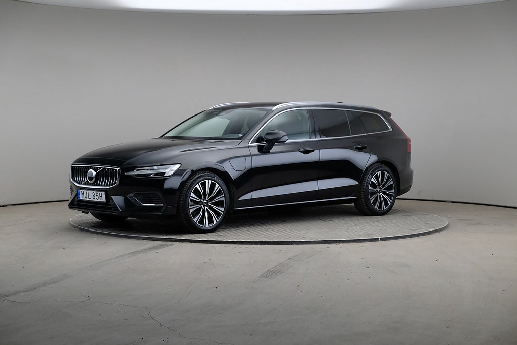 Volvo V60 Recharge T6 350hk AWD Core Edt Drag