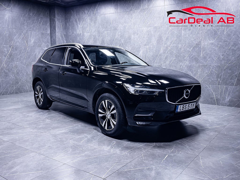 Volvo XC60 B4 Momentum Advanced Värmare Kamera CarPlay VOC MOMS