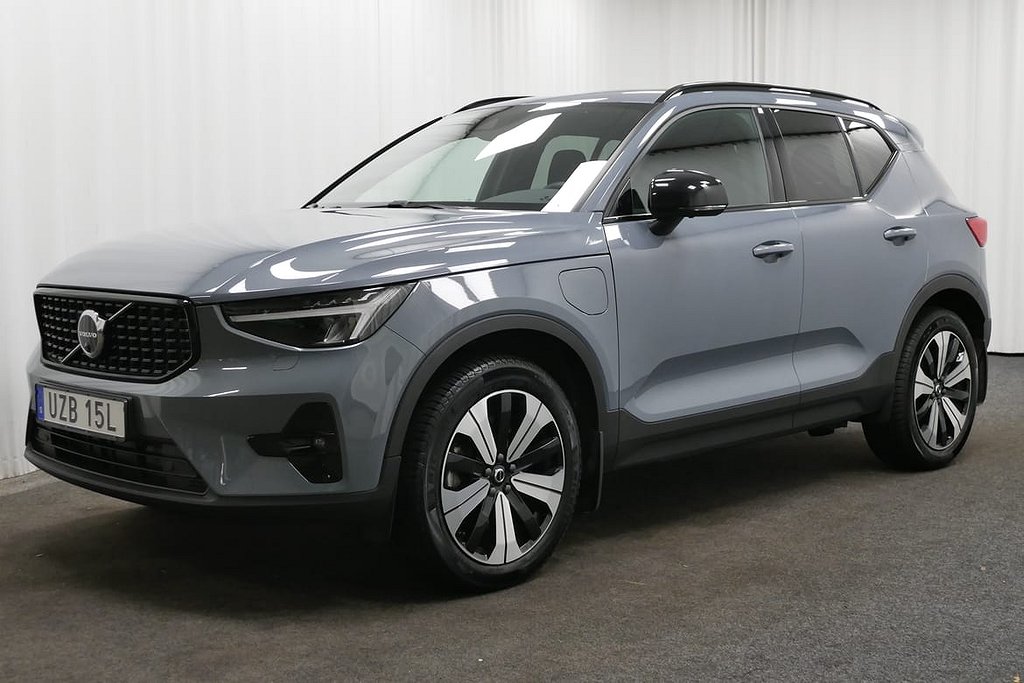 Volvo XC40 Recharge T4 Plus Dark