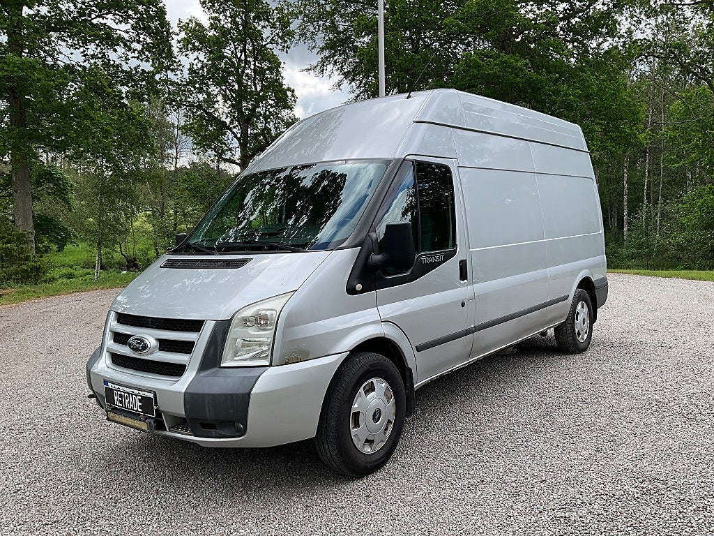 Ford Transit 2011