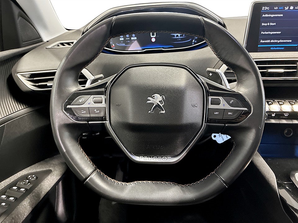 Bild på Peugeot 3008 Active 1.6 BHDi 120hk Aut P-SENSORER BAK FARTHÅLLARE