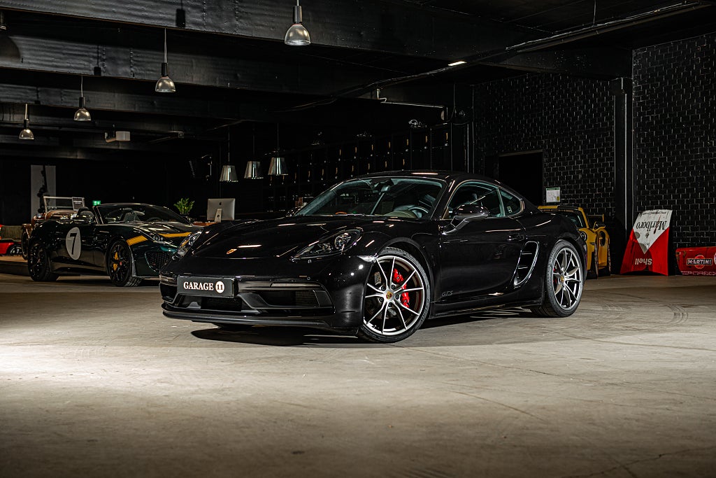 Porsche 718 Cayman GTS / 1600mil / Sv-såld