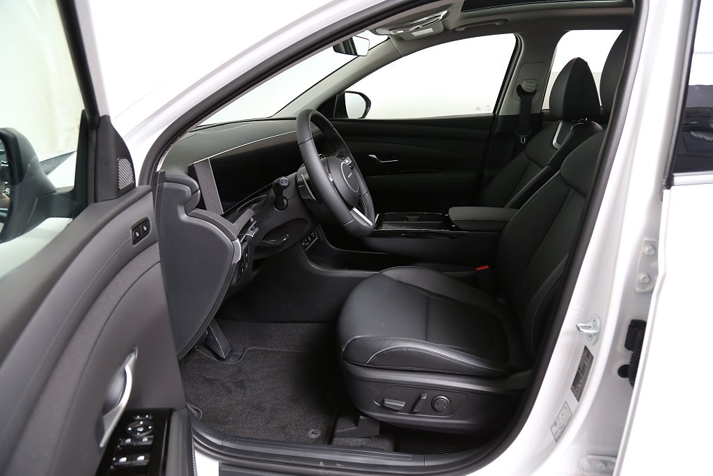 Hyundai Tucson Hybrid 4WD Advanced RA Edition / 19" Alu / Tech / Pano 2026