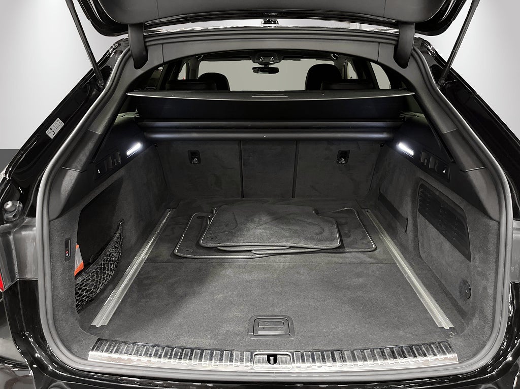 Audi A6 Avant 40 quattro 2.0 TDI S Tronic S-Line Drag/Värmare – bild 18