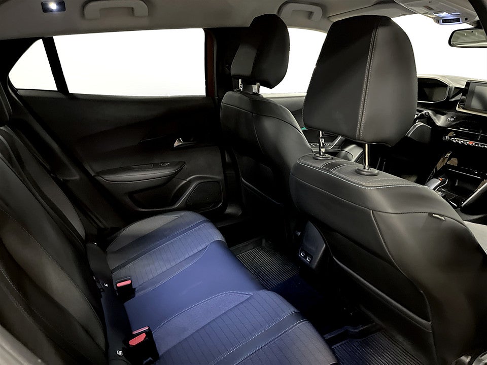 Bild på Peugeot 2008 Allure 1.2 PT 130hk Aut KAMPANJRÄNTA 3,99%