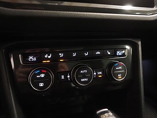 SUV Volkswagen Tiguan 23 av 28