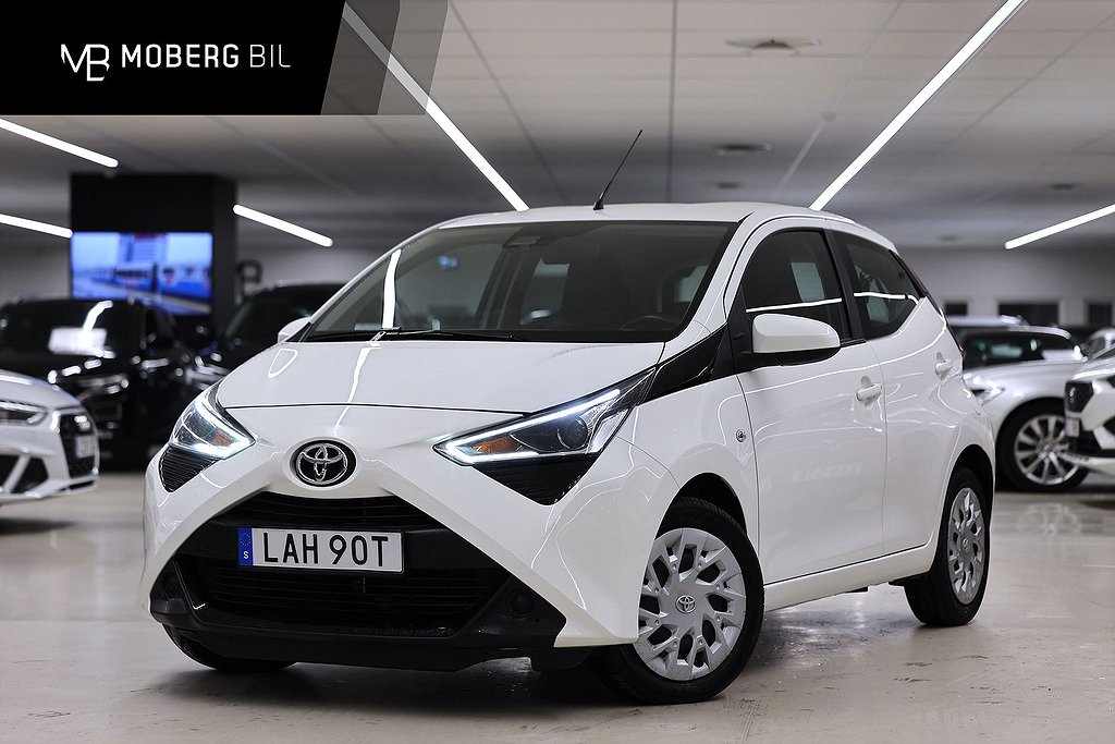 Toyota Aygo 1.0 VVT-i x-shift X-PLAY B-kamera Carplay *4,95% Mellandagsrea*