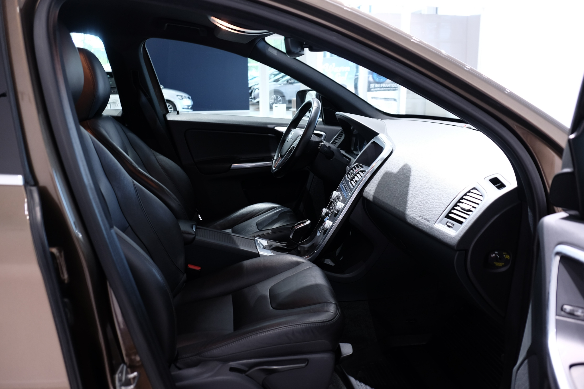 Volvo XC60 2016, bild 7/45