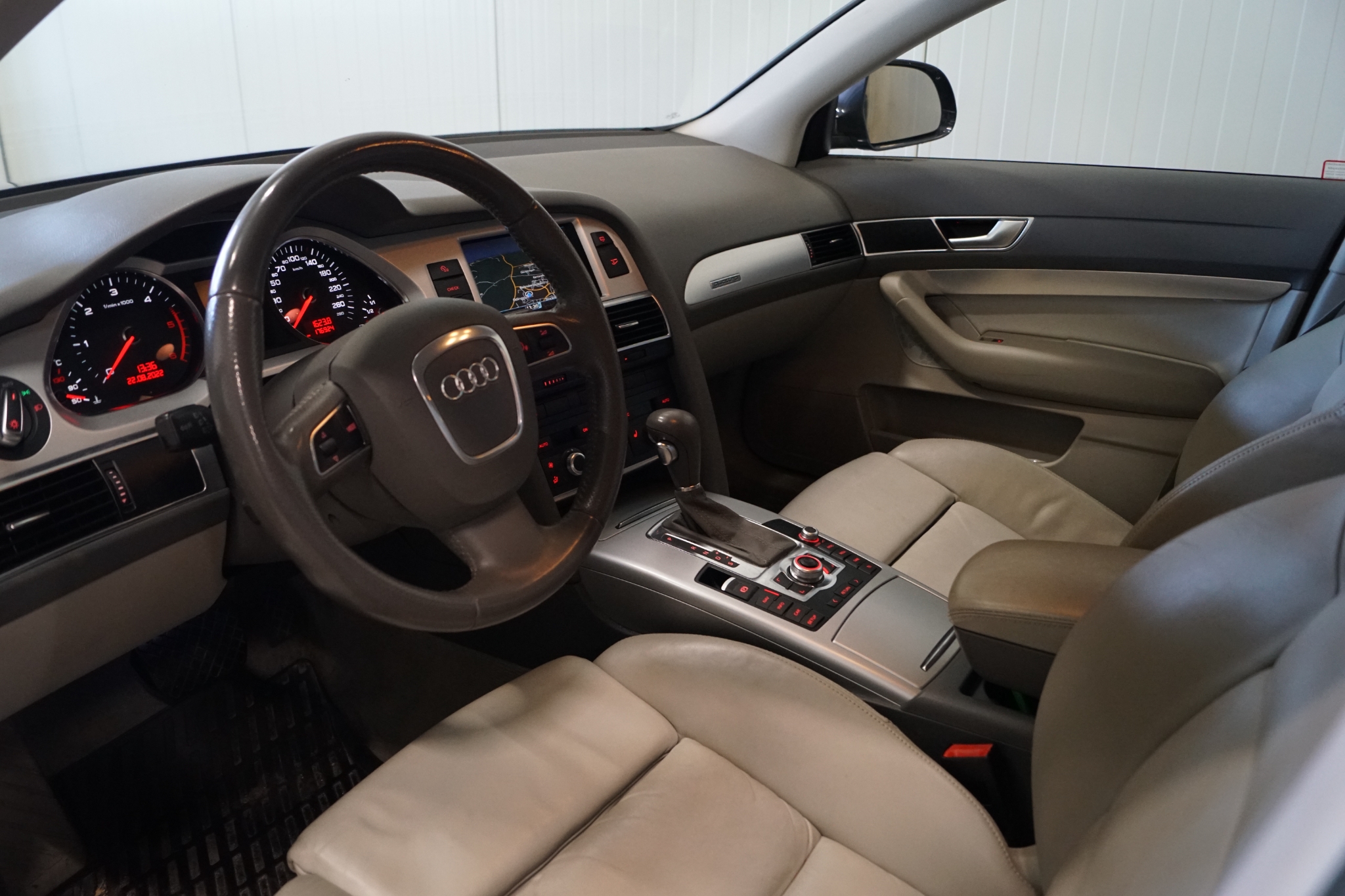 Audi A6 2009, bild 4/37