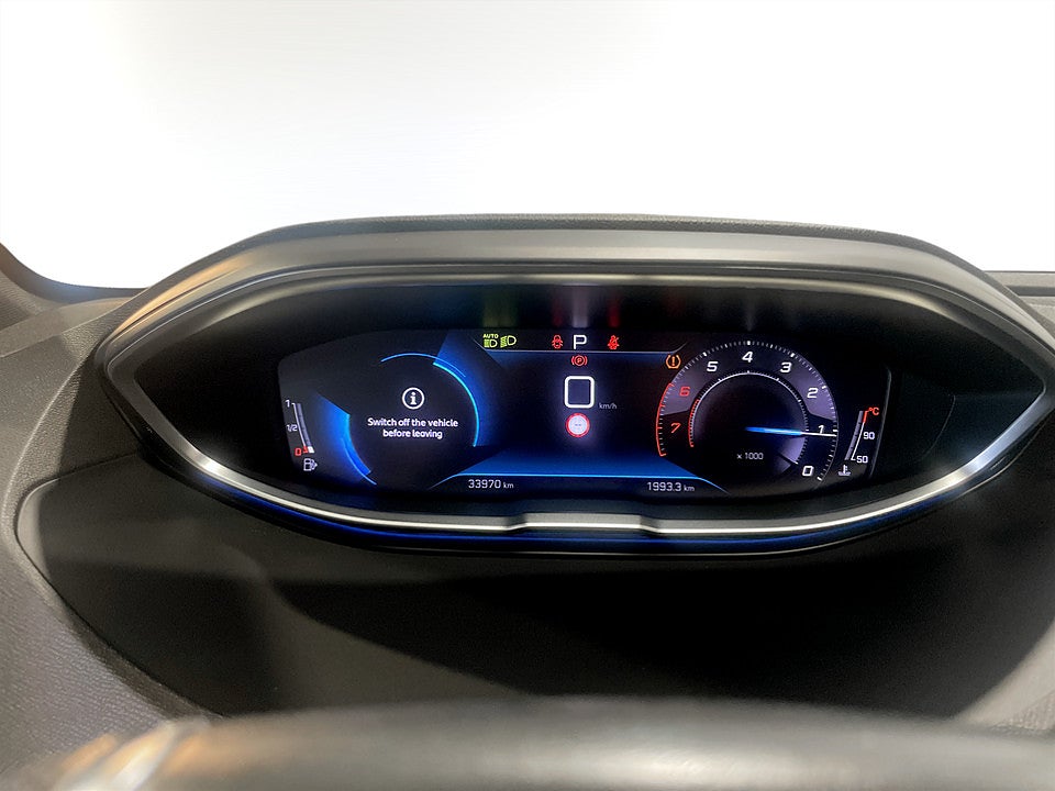 Bild på Peugeot 5008 GT 1.2 PT 130hk Aut 7-SITS B-KAMERA CARPLAY