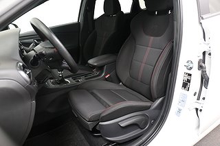 Halvkombi Hyundai i30 8 av 20