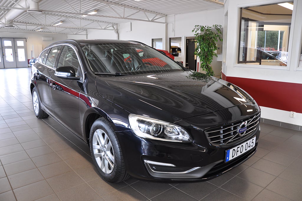 Volvo V60 D4 AWD 181hk Momentum BE Automat