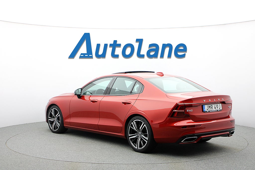 Volvo S60 T5 AWD R-Design, 360°, Panorama HUD, H/K, BLIS 250hk
