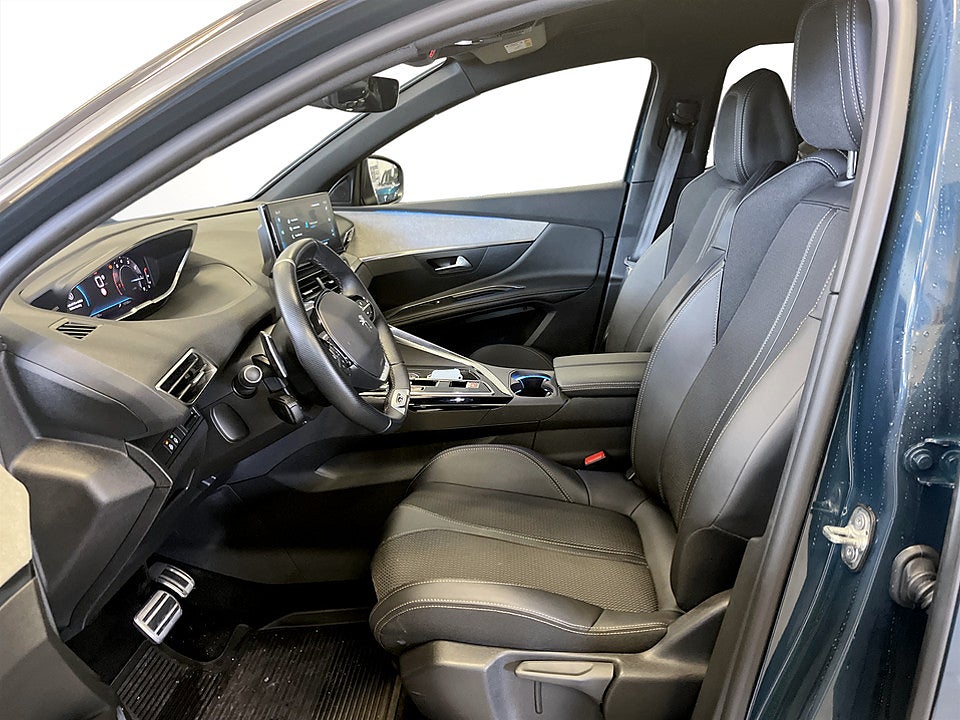 Bild på Peugeot 3008 GT 1.2 PT 130hk Aut KAMPANJRÄNTA 3,99%