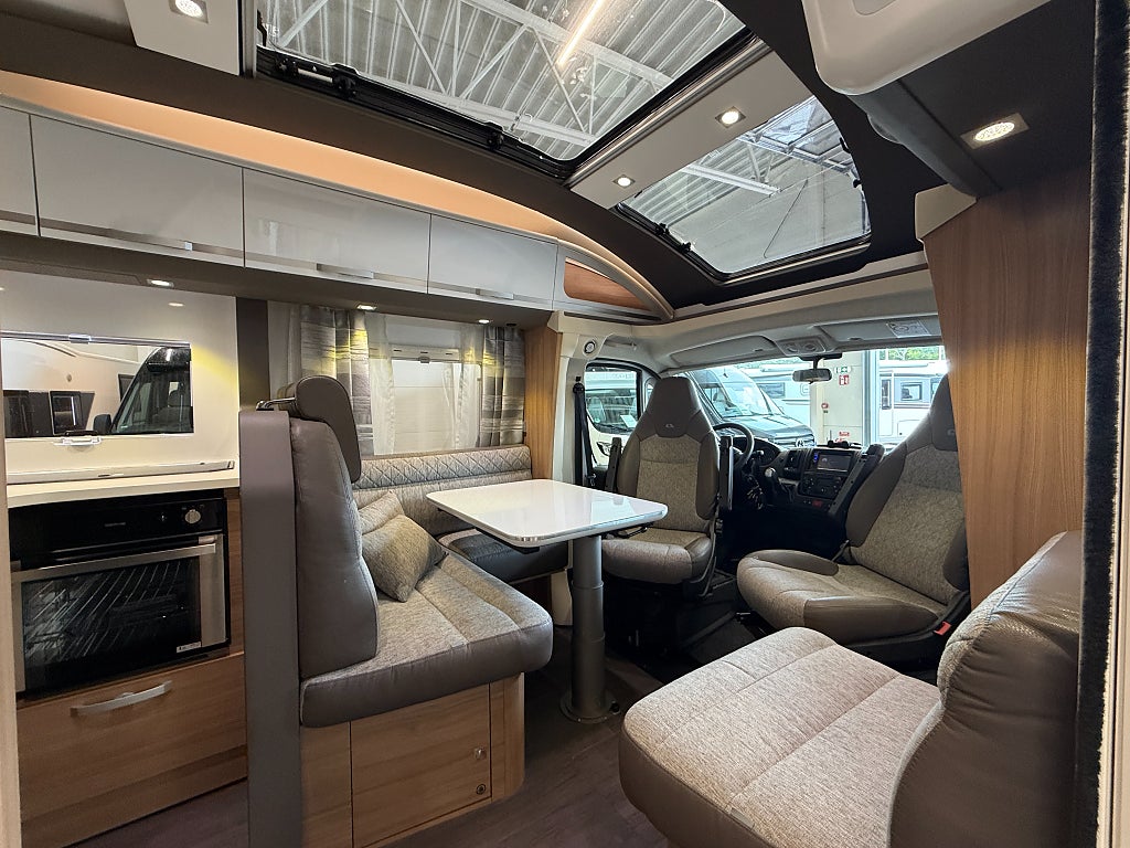 Adria Coral 670 SC Supreme *AC*Solcell*Automat*