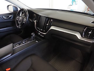 SUV Volvo XC60 10 av 22