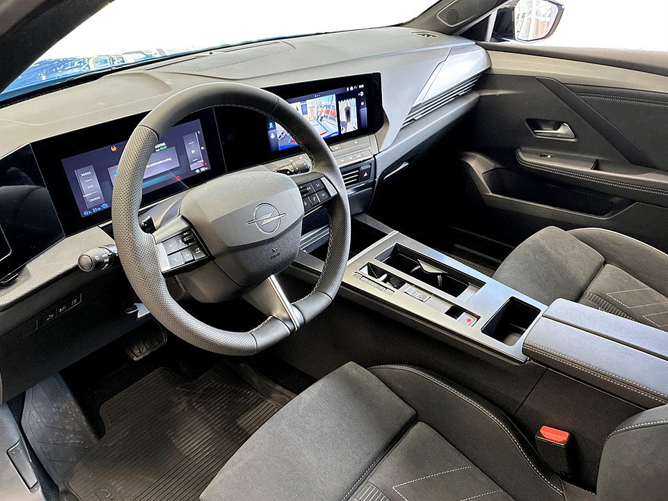 Bild på Opel Astra Sports Tourer GS Hybrid 145hk Aut - OMGÅENDE LEVERANS!