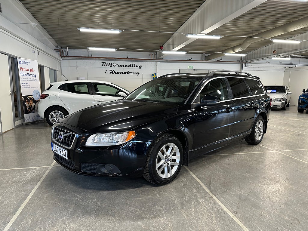 Volvo V70 D3 Momentum Fullservad Kamrembytt Dragkrok