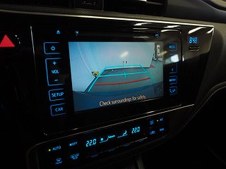 Halvkombi Toyota Auris 12 av 29