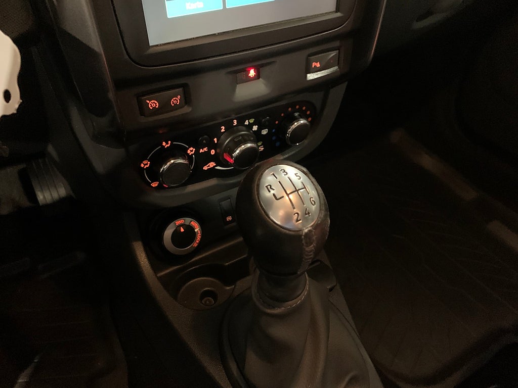 Dacia Duster 1.5 dCi 4x4 | Navi | Adventure | Kamrem bytt | 2016